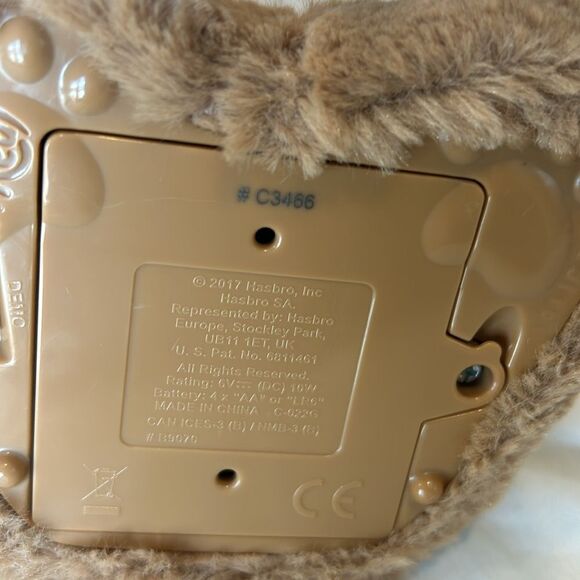 FurReal Friends Chatty Charlie The Barking Beagle Interactive Toy Dog Plushie - Picture 5 of 7